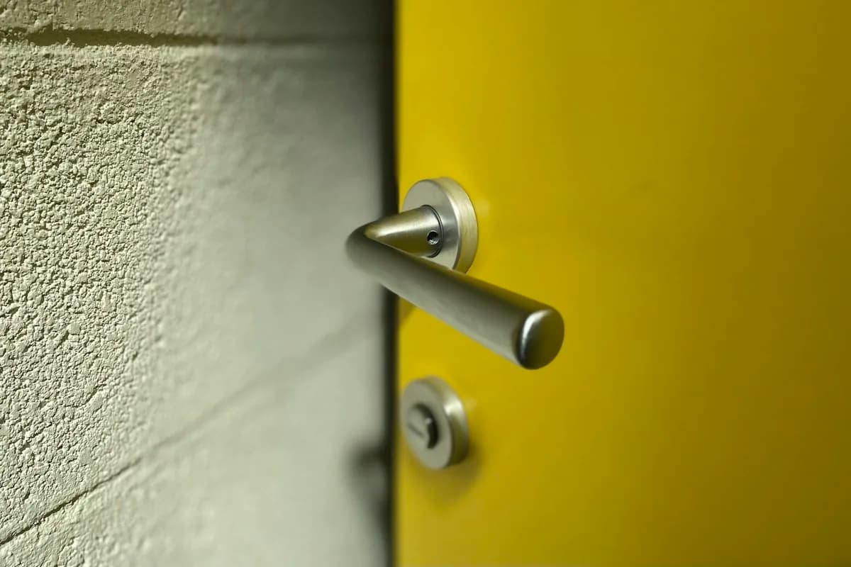 Stainless steel door lever lock